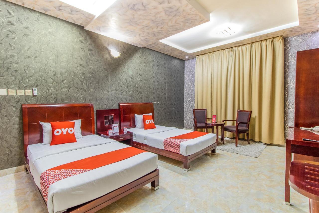 Oyo109阿尔马尔塔比特现代酒店公寓 Ḩayl Āl ‘Umayr 外观 照片